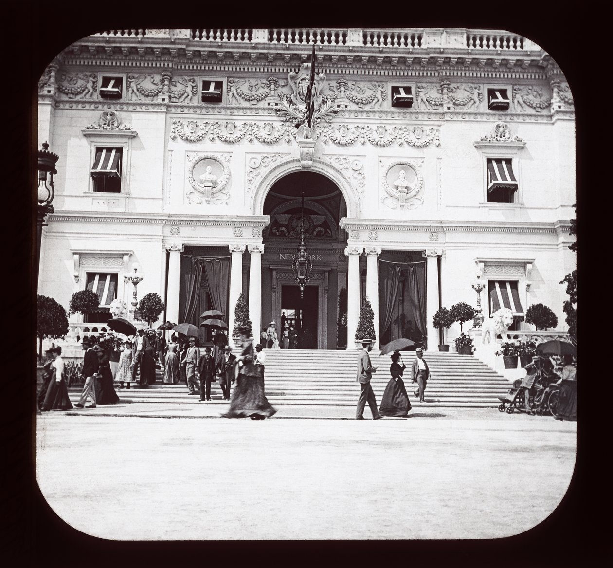 Mundos Exposição Colombiana; Edifício de Transporte, Chicago, 1893 (tobogã) de American Photographer