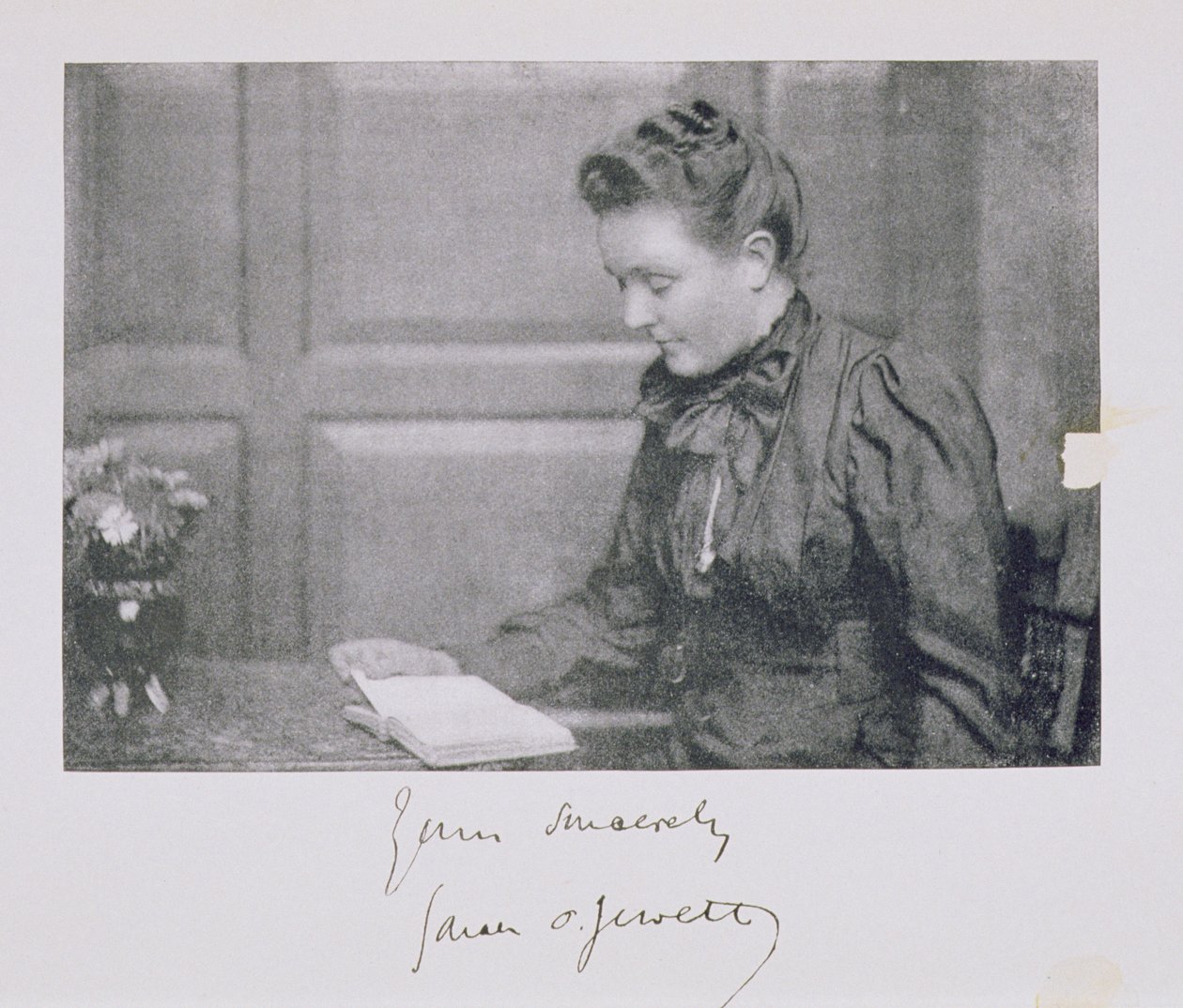 Retrato de Sarah Orne Jewett (1849-1909), c.1890 de American School