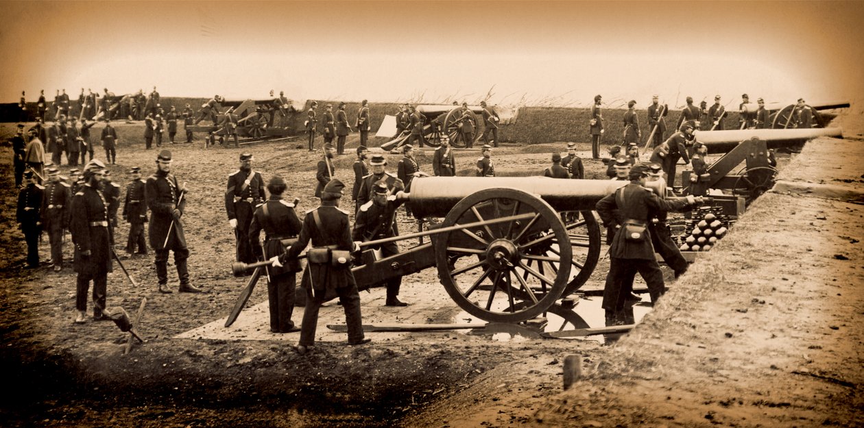 1ª Artilharia Pesada de Connecticut, guarnecendo armas em Fort Richardson, no final de 1861 de American Photographer