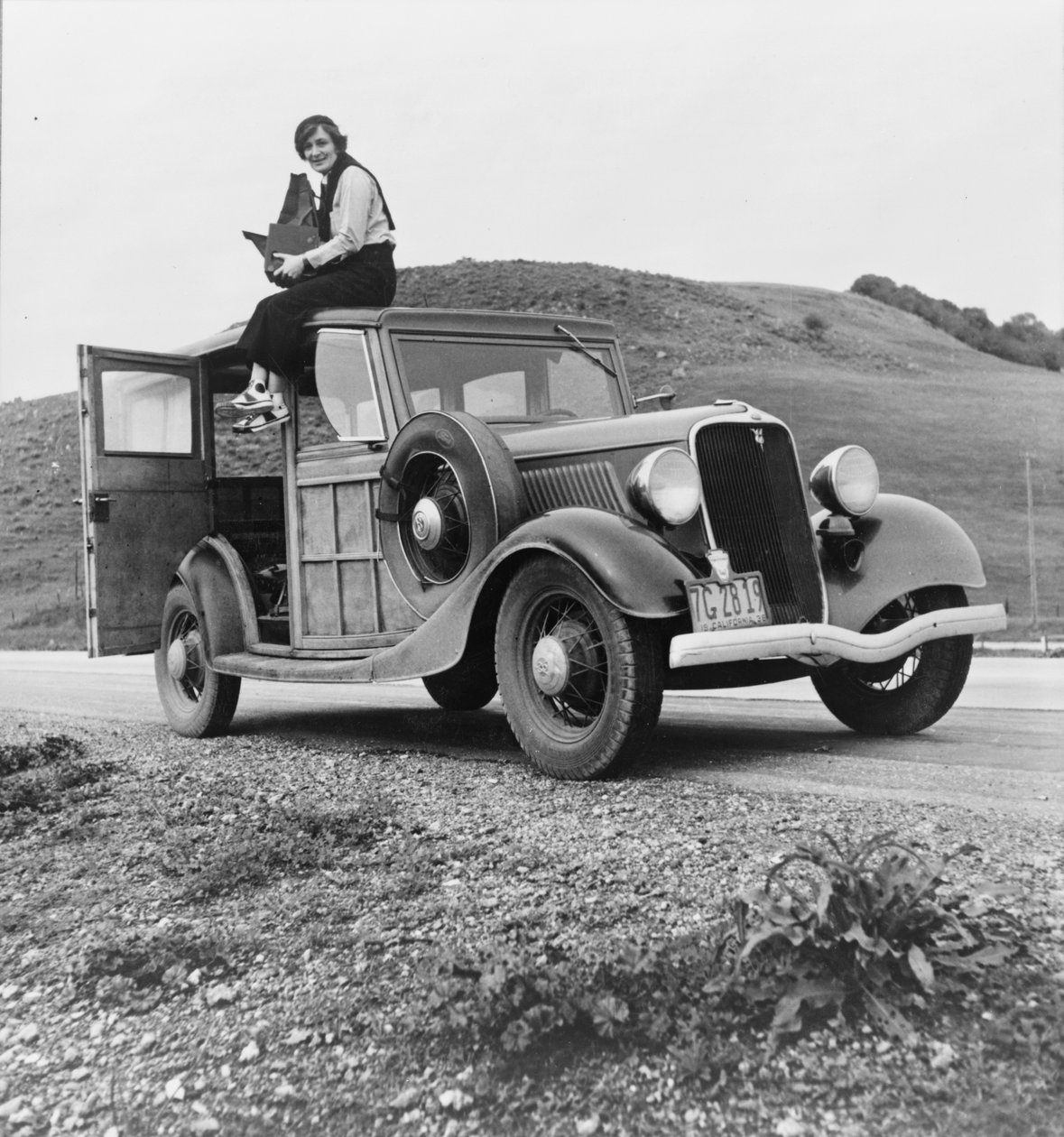 Dorothea Lange, fotógrafa de administração de reassentamento, 1936 de American Photographer