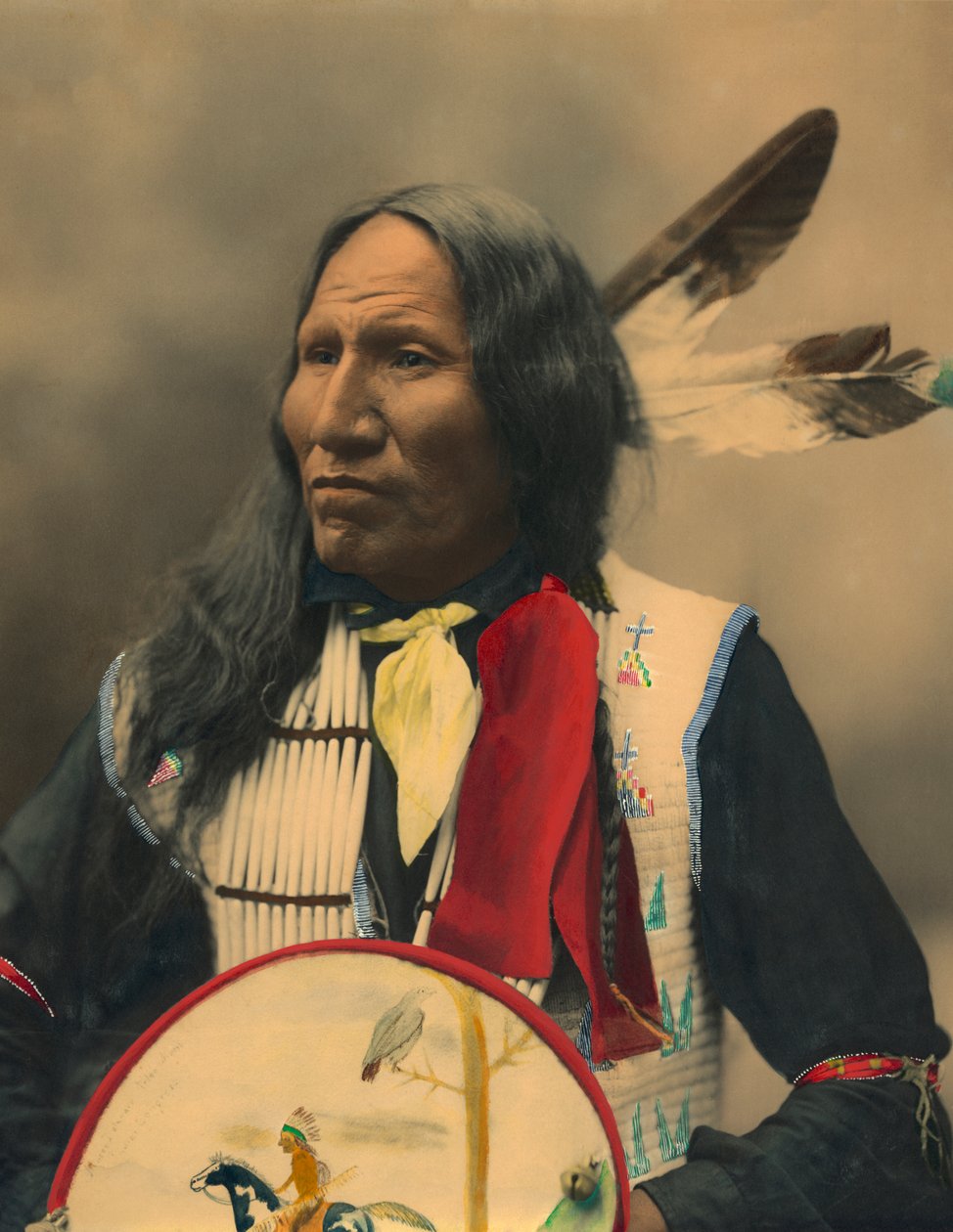 Retrato de Oglala Sioux Chefe Ataca com Nariz de American Photographer
