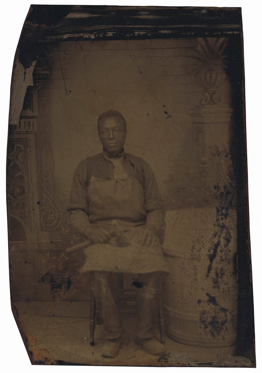 Retrato de um tanoeiro,c. 1890s (foto) de American Photographer