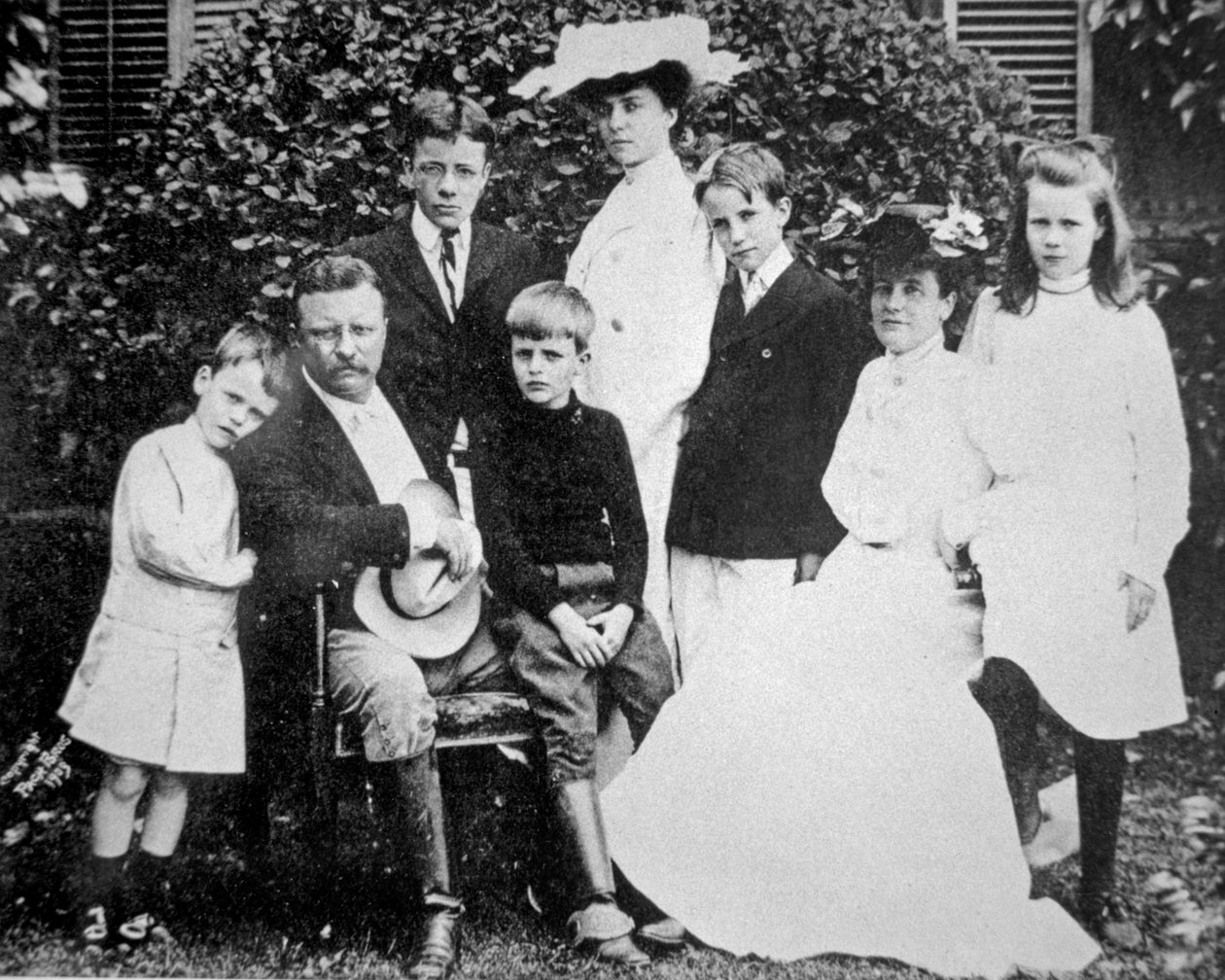 O Presidente Theodore Roosevelt com a sua mulher e família de American Photographer