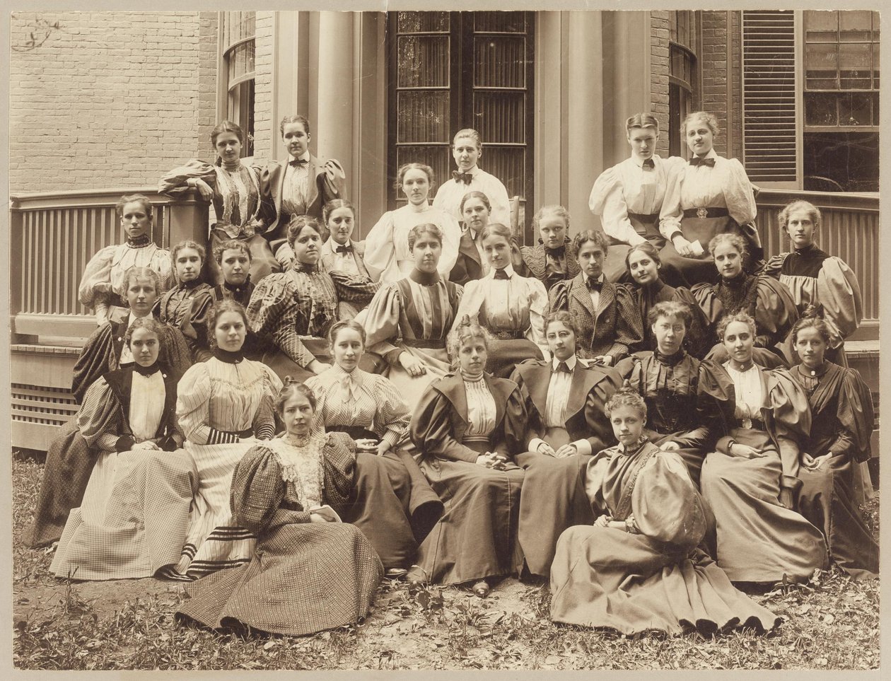 Classe Radcliffe de 1896 (foto a p/b) de American Photographer