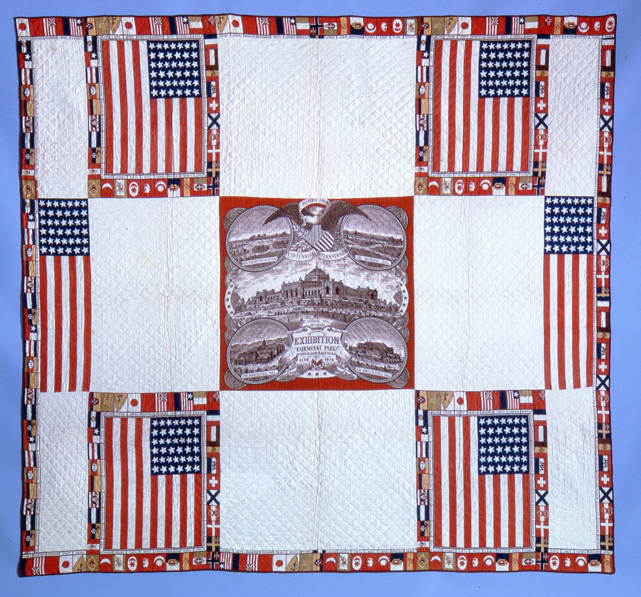 Colcha Centenária, Massachusetts, 1876 (algodão) de American School