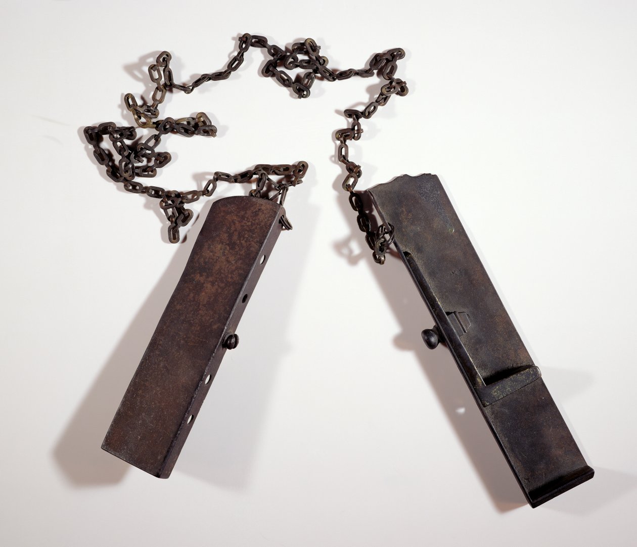 Compostos (metal) de American School
