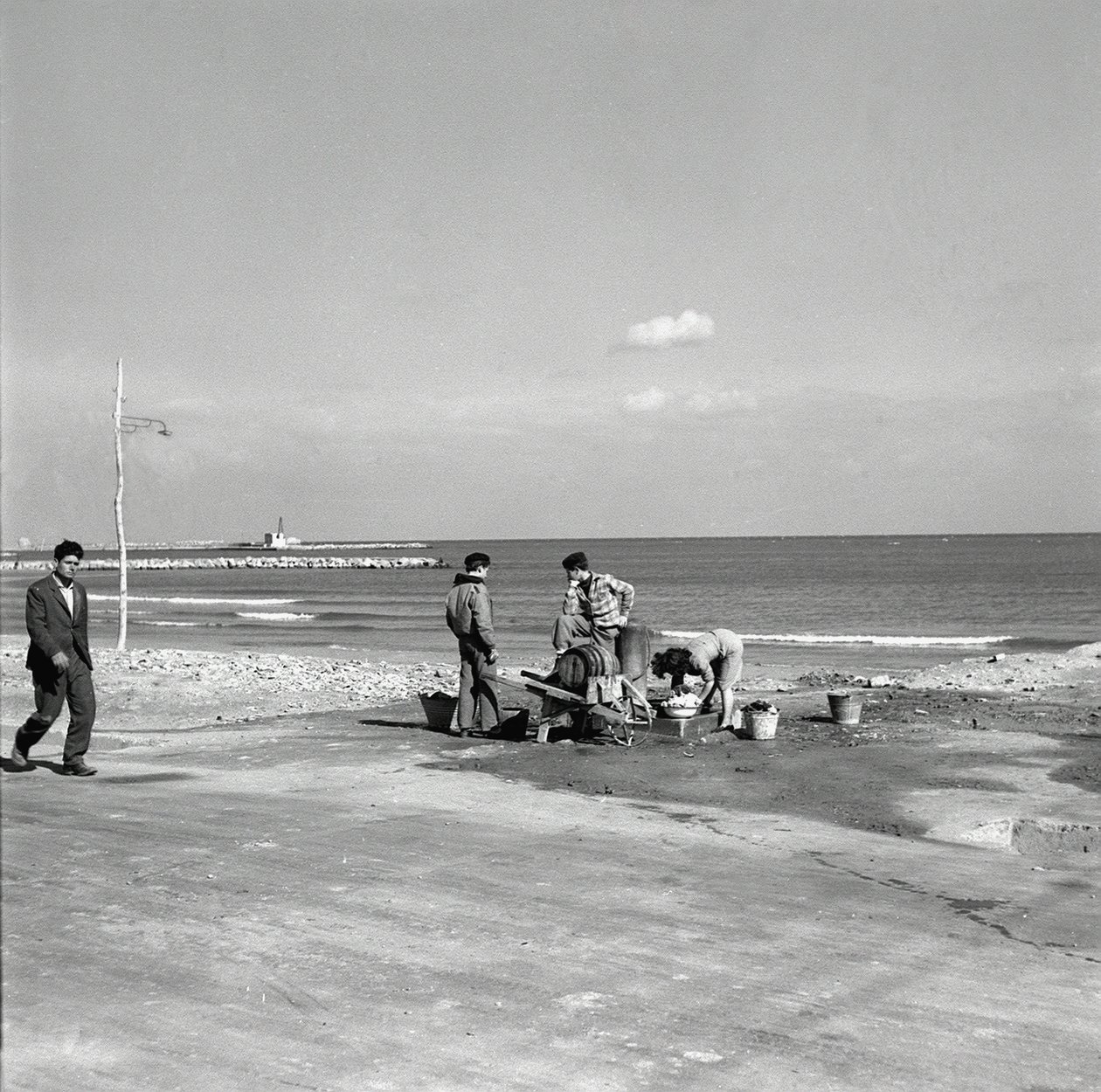 DISTRITO DE TRABALHO de Ando Gilardi