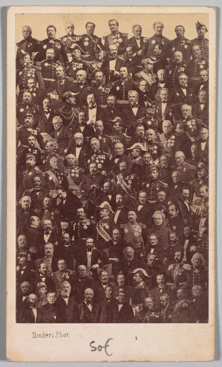 Heróis militares franceses sem título e líderes políticos, meados da década de 1860. de Andre Adolphe Eugene Disderi