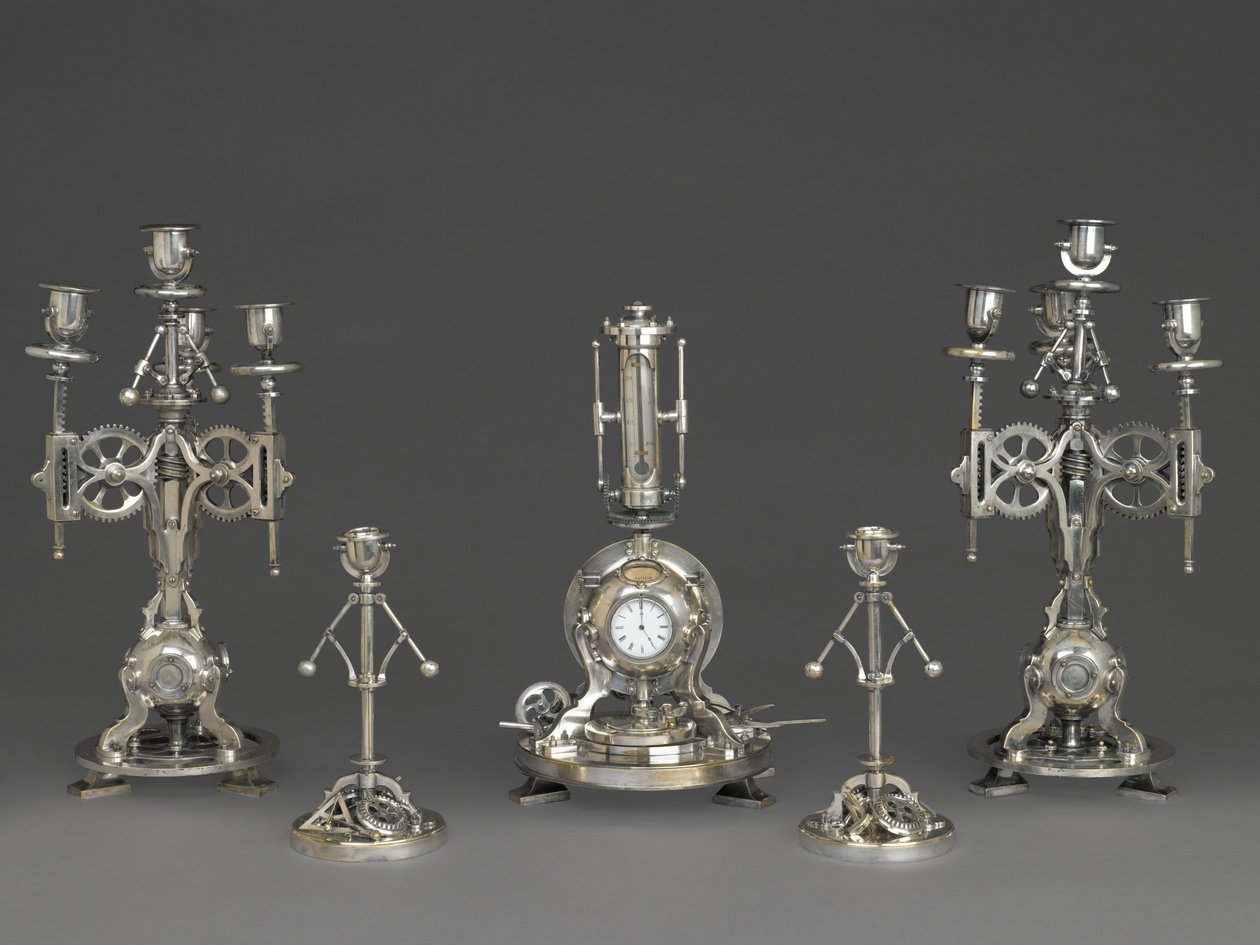 Five Piece Clock Garniture, c.1880 (bronze prateado, vidro e papel) de Andre Romain Guilmet