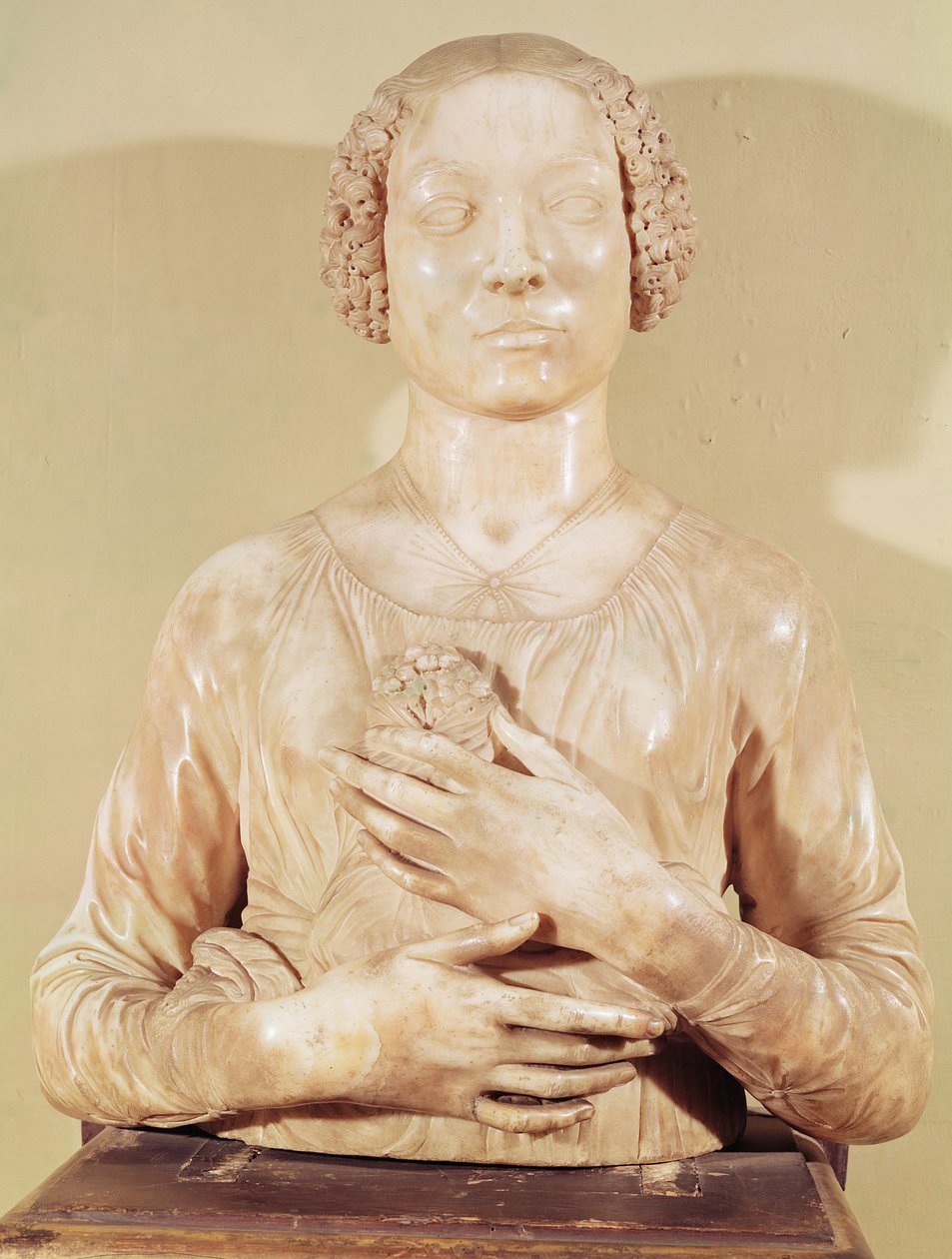 Mulher com buquê, c.1475-80 (mármore) de Andrea del Verrocchio