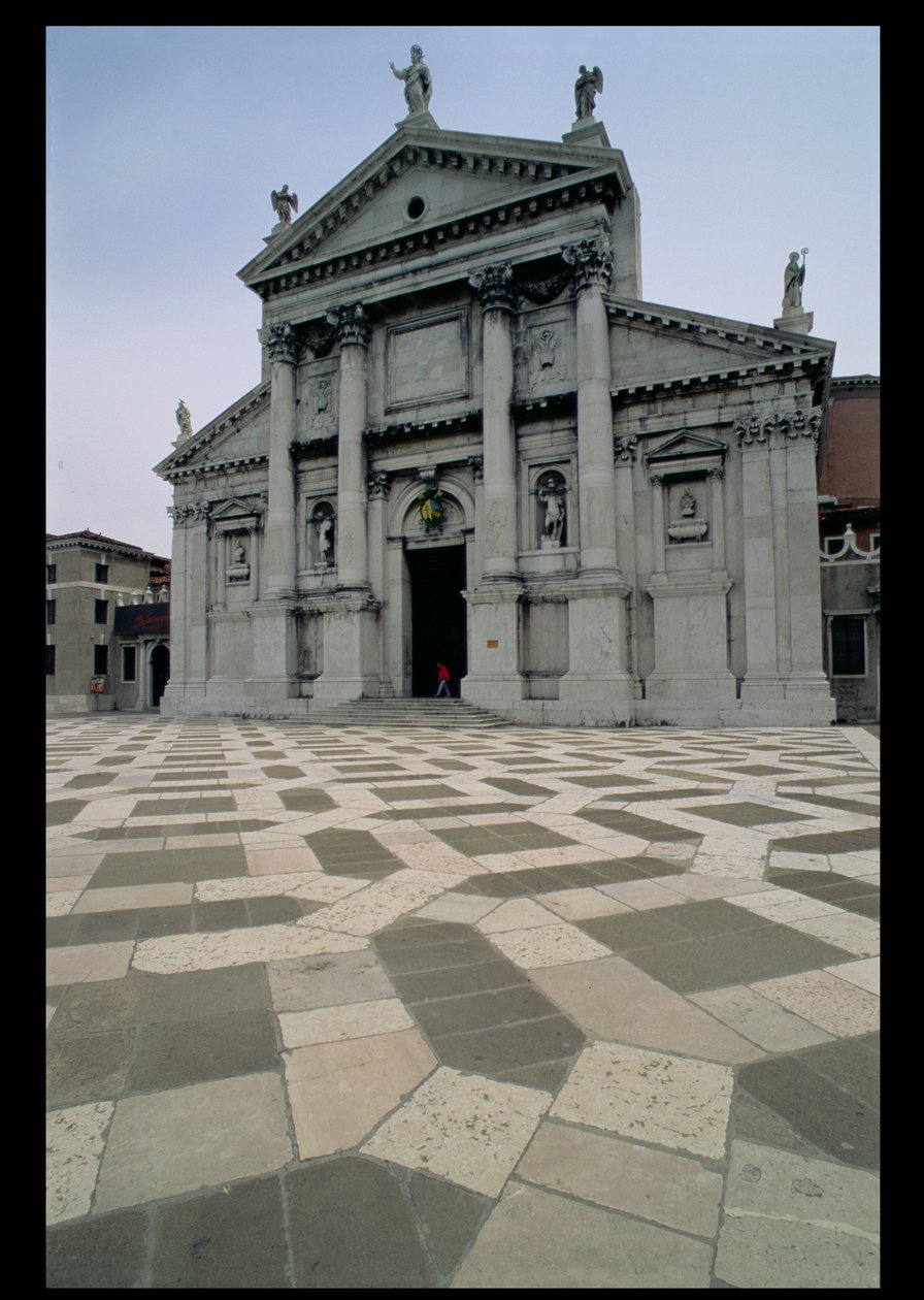 Fachada da igreja, construída em 1564-80, fachada feita em 1607-11 de Andrea Palladio