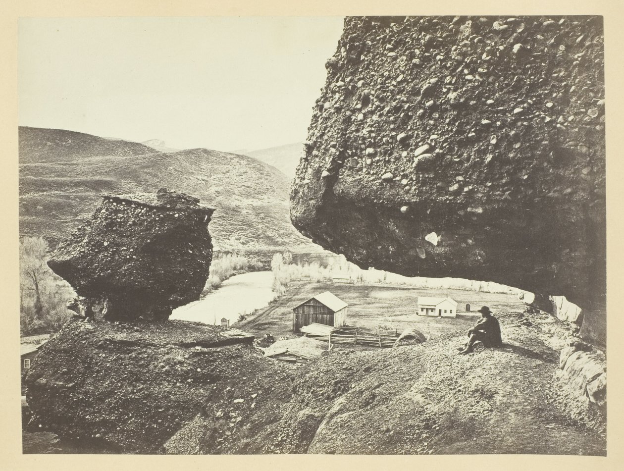 Pedra Suspensa, Cidade do Eco de Andrew Joseph Russell