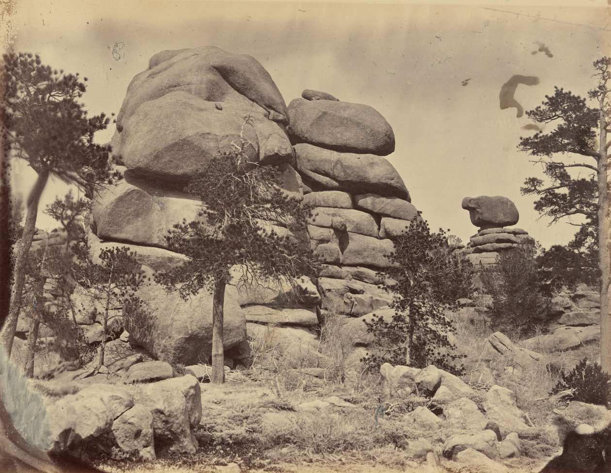 Placa 3. Rocha de granito, perto da estação de Beaufort, 1869 (foto) de Andrew Joseph Russell