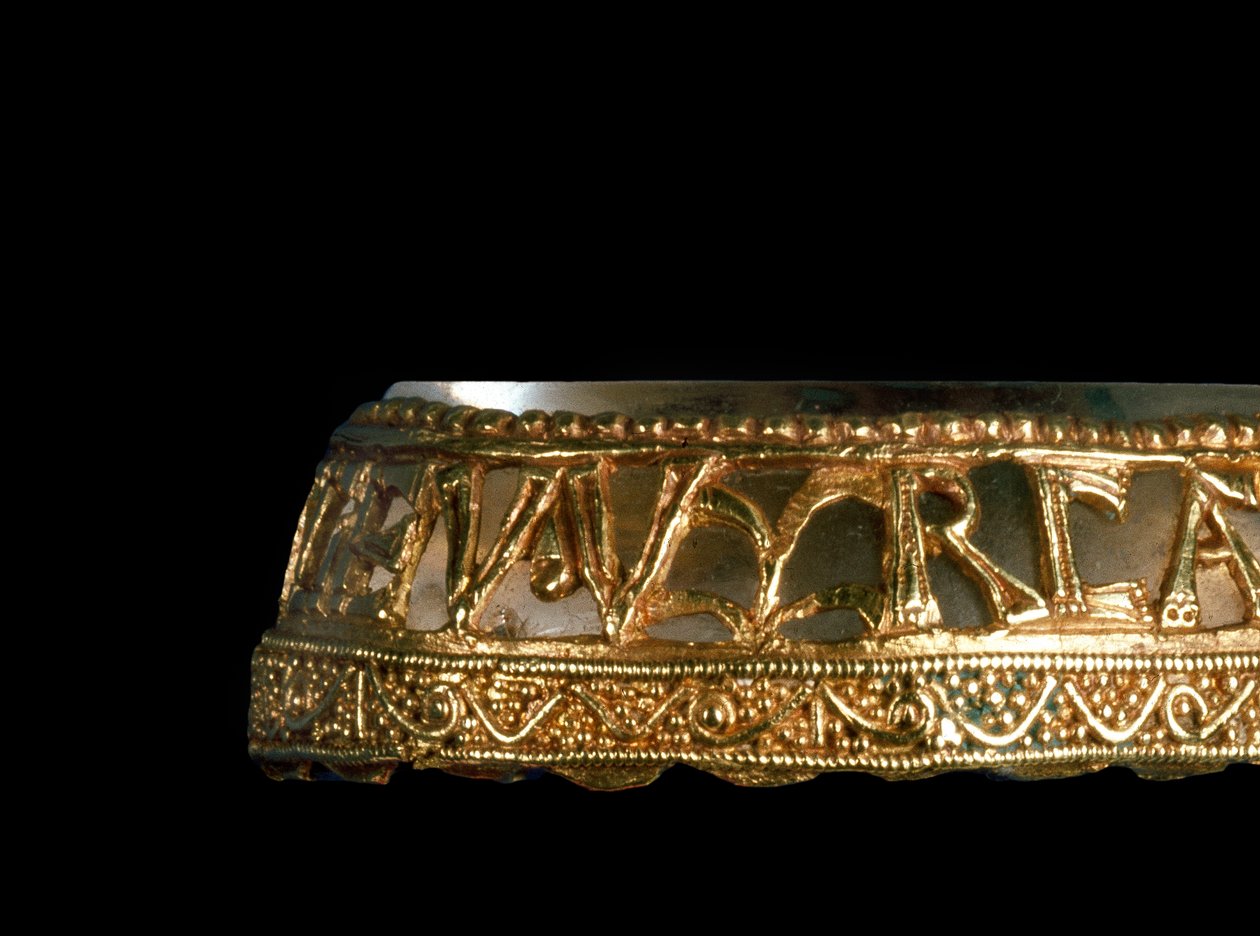 O ouro Alfred Jewel, cristal de rocha e esmalte detalhe de 100550 de Anglo Saxon