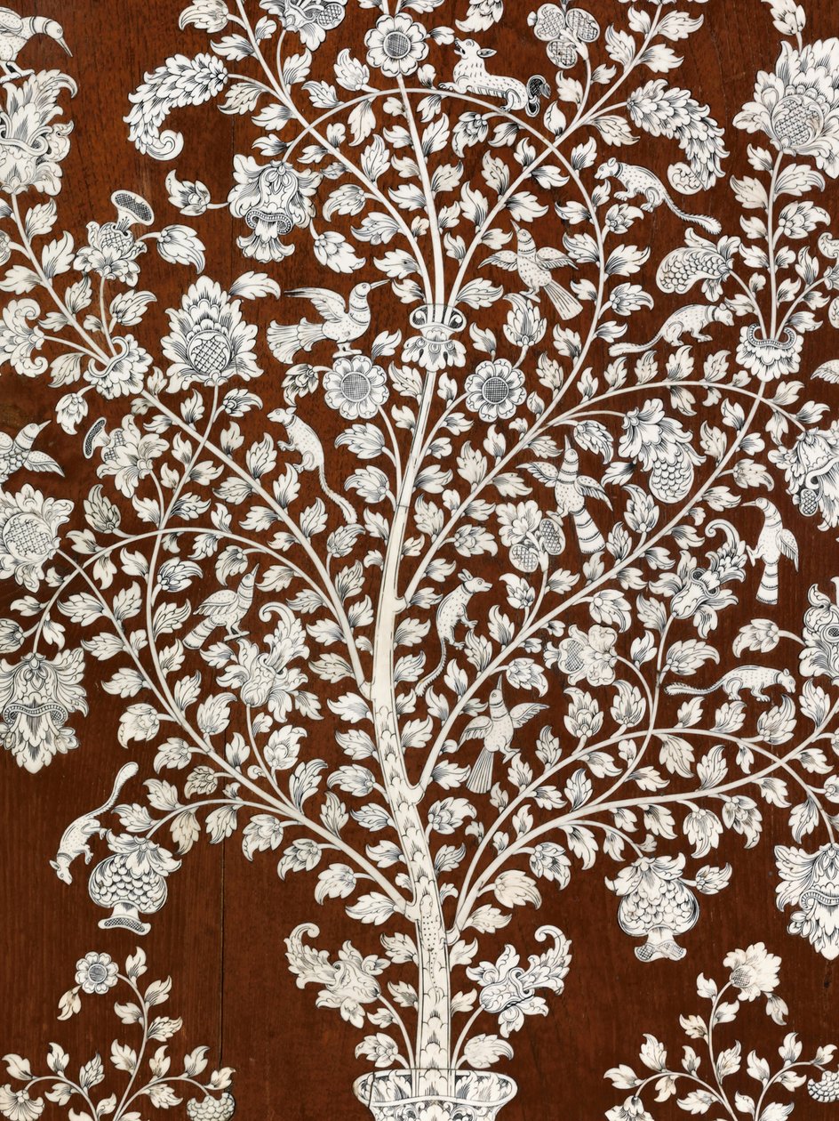 Gabinete, Vizagapatam, c.1720-30 (marfim, teca, ébano e carapaça de tartaruga) de Anglo Indian School