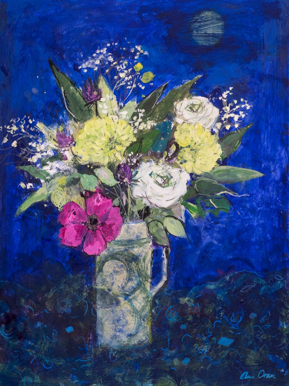 Flores da meia-noite, chão azul profundo de Ann Oram