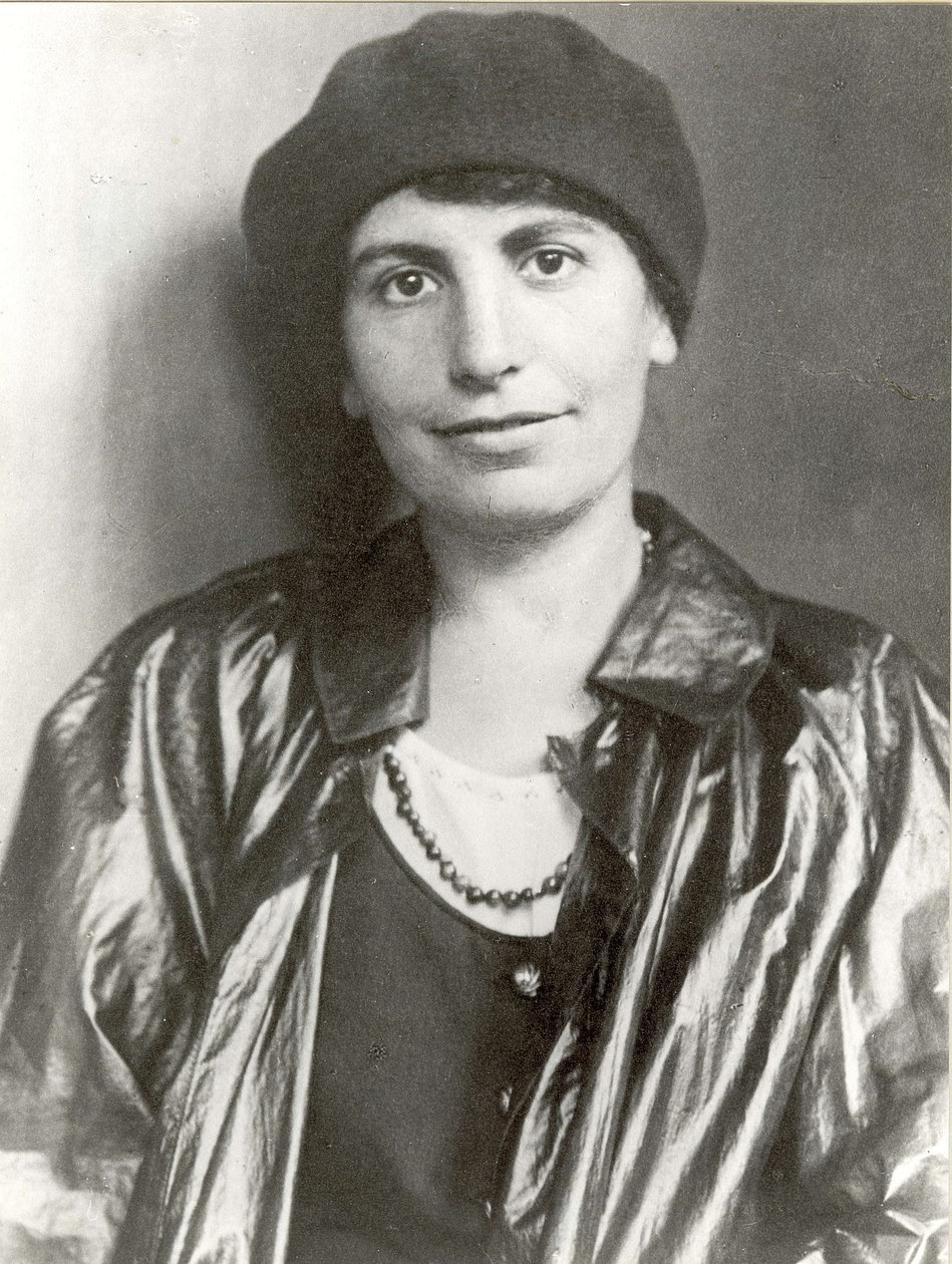 Anna Freud - Anónima. Fotografia de Anonymous Anonymous