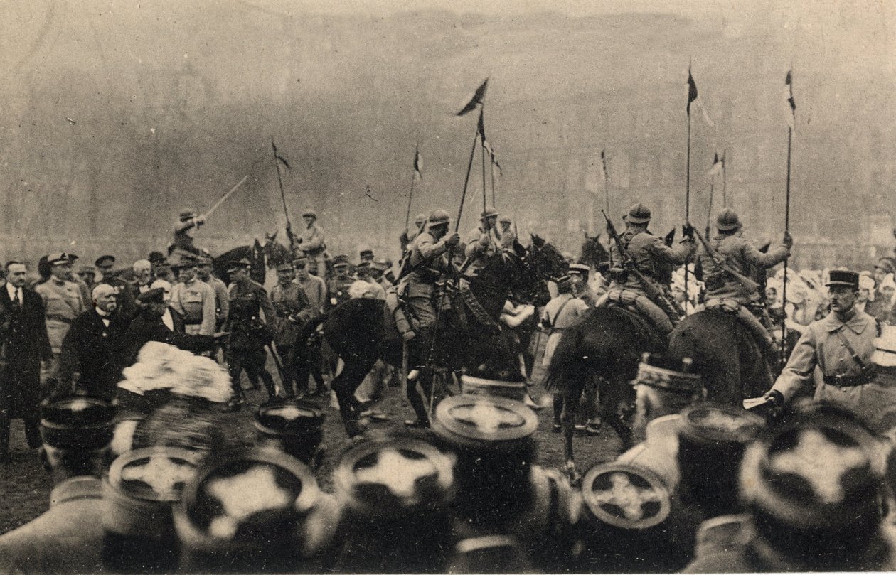 Primeira Guerra Mundial 1914-1918: visita do presidente francês Raymond Poincare (1860-1934) e do presidente do conselho, Georges Clemenceau (1841-1929) a Metz em 8 de dezembro de Anonymous Anonymous