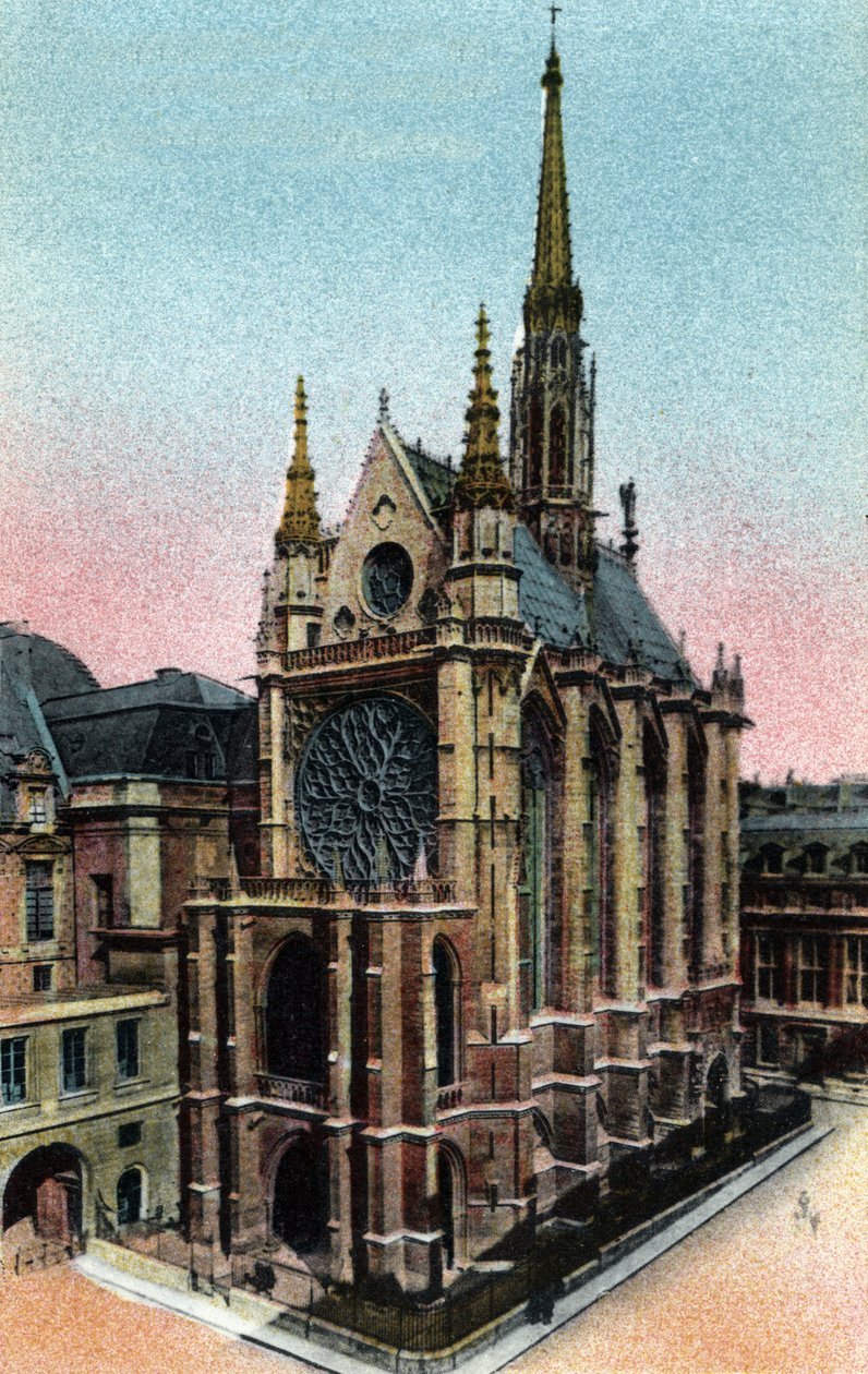 Paris: vista exterior da Sainte Chapelle (Sainte-Chapelle) (século XIII, arquitectura gótica). Fotografia de 1920 no "Álbum Artístico" da cidade de Paris. Coleção particular. de Anonymous Anonymous