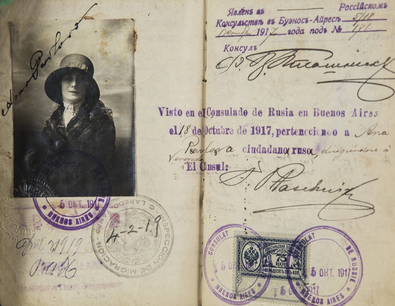 Passaporte de Anna Pavlova (1881-1931) par Anónimo, c. 1920 - Fotografia - Colecção Privada de Anonymous Anonymous