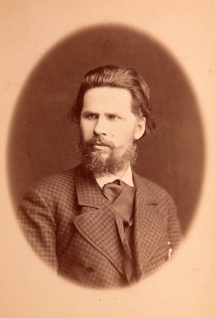 Retrato do artista Ivan Nikolaievitch (Nikolaevich) Kramskoi (1837-1887). Foto Albúmen de Anonymous Anonymous