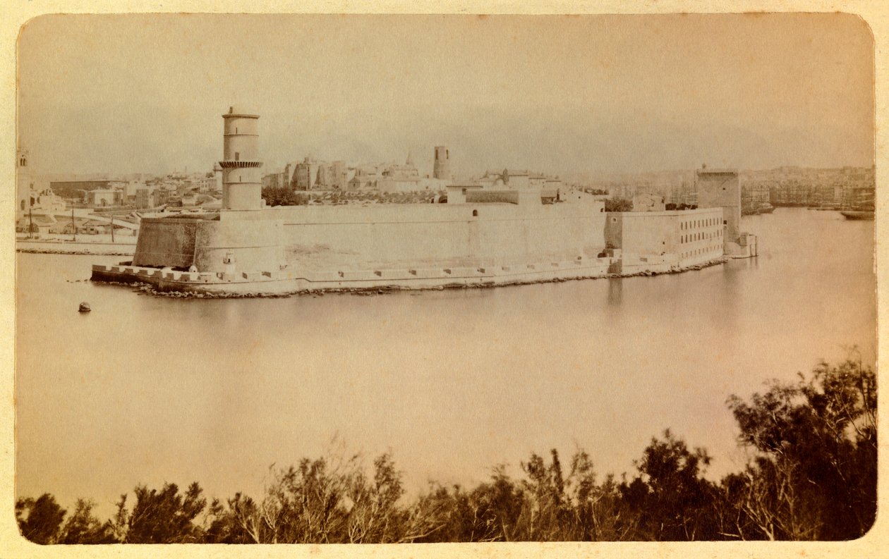 A cidade de Marselha e seus arredores por volta de 1885 -1890: Forte Saint Jean, vista do faro, coleção particular de Anonymous Anonymous