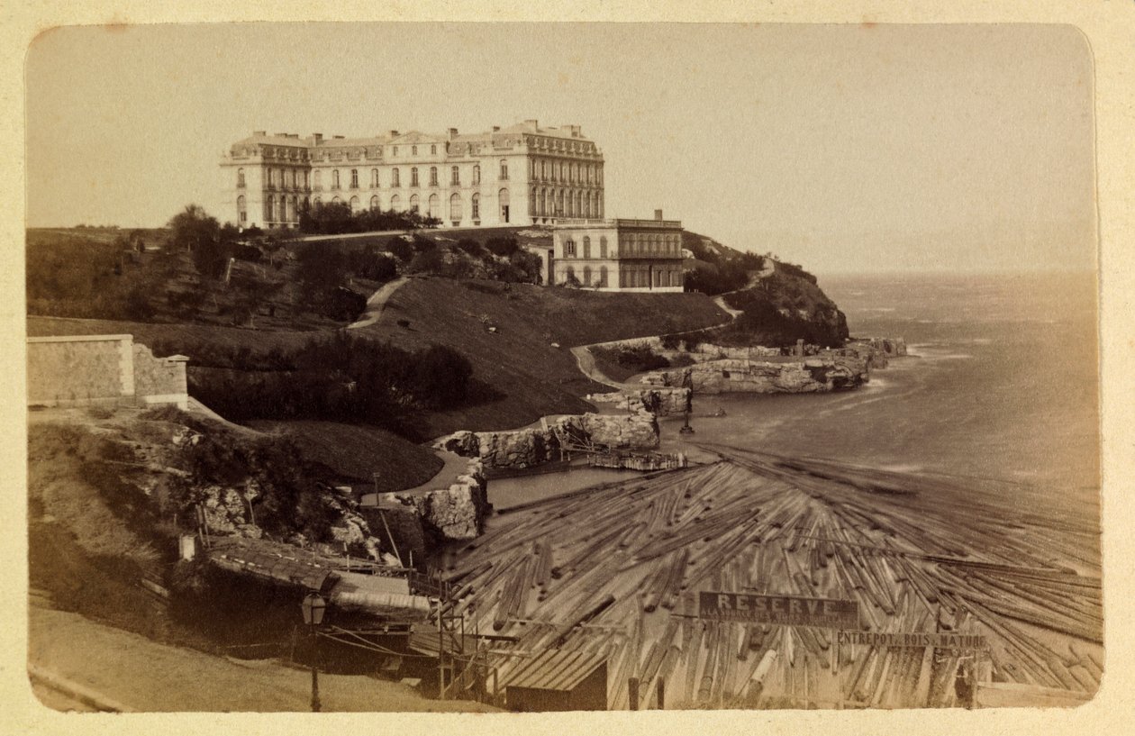 A cidade de Marselha e seus arredores por volta de 1885 -1890: Le chateau du Pharo, Colecção privada de Anonymous Anonymous
