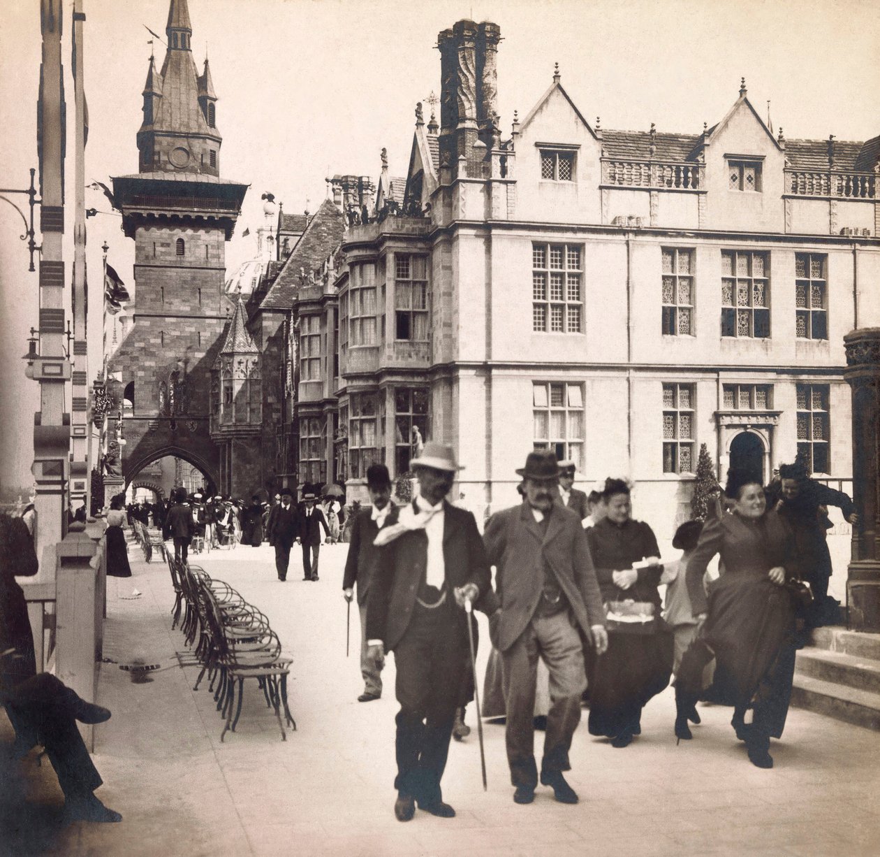 Exposição Universal de 1900 - Exposition Universelle de 1900 em Paris: La rue des Nations - coleção particular de Anonymous Anonymous