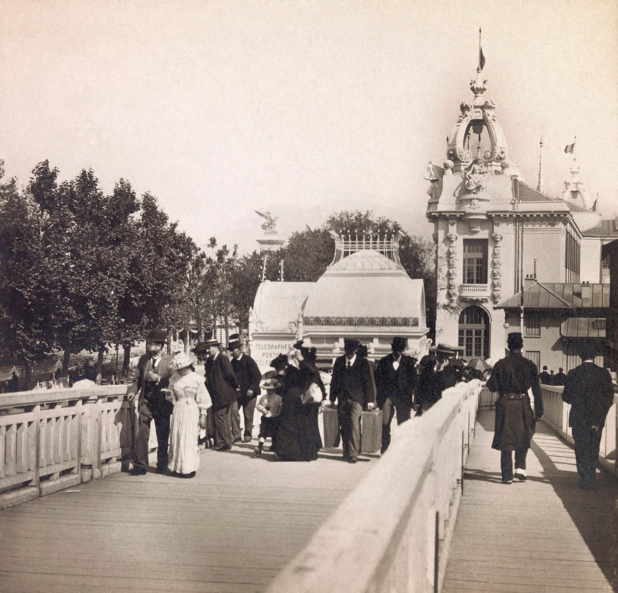 Exposição Universal de 1900 - Exposition Universelle de 1900 em Paris: Passerelle des Invalides - coleção particular de Anonymous Anonymous