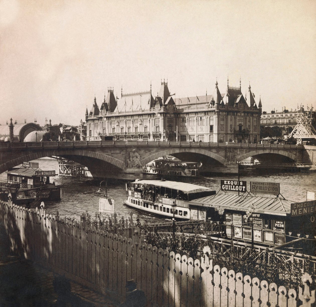 Exposição Universal de 1900 - Exposition Universelle de 1900 em Paris: Pavillon de la ville de Paris - coleção particular de Anonymous Anonymous