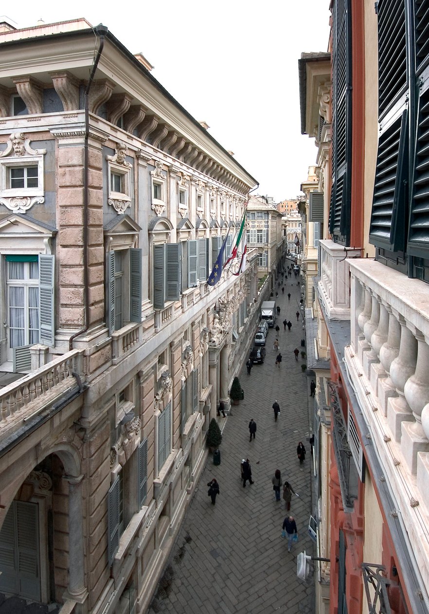 Vista da Via Garibaldi ou Strada Nuova em Genes (Génova), Itália de Anonymous Anonymous