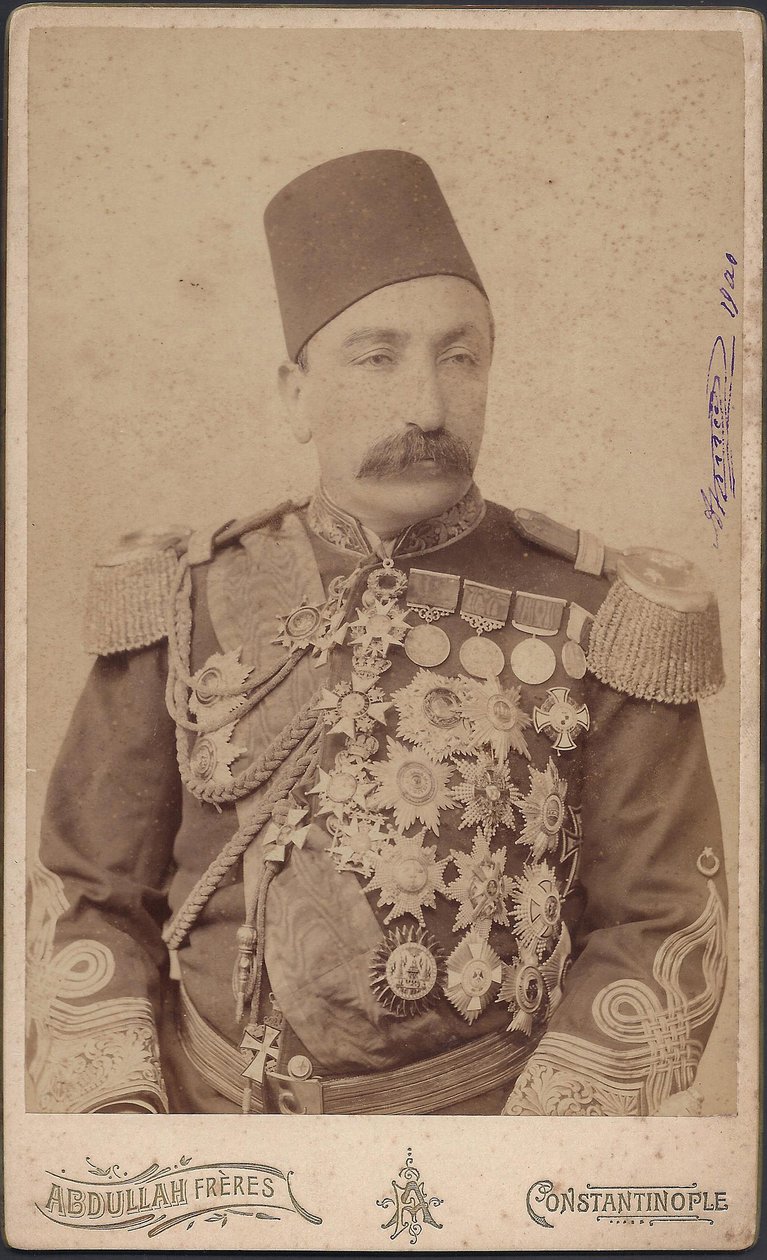 retrato do sultão Abdulhamid II (Abd ul Hamid, Abd-ul-Hamid, Abdulhemit, Abdul Hamid, Abdul-Hamid, Abd al Hamid, Abd al-Hamid) (1842-1918) - Sultão Abduelhamid II (1842-1918), Imperador dos Otomanos, Califa dos Fiéis, Anónimo. Fotografia de Anonymous Anonymous