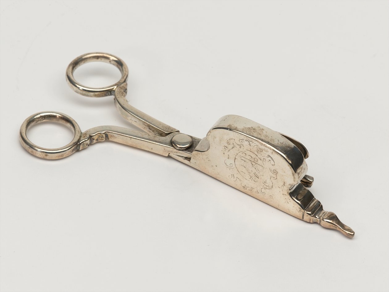 Raspador de velas, Conselho de Administração, c.1696 (rapé) de Anthony Nelme