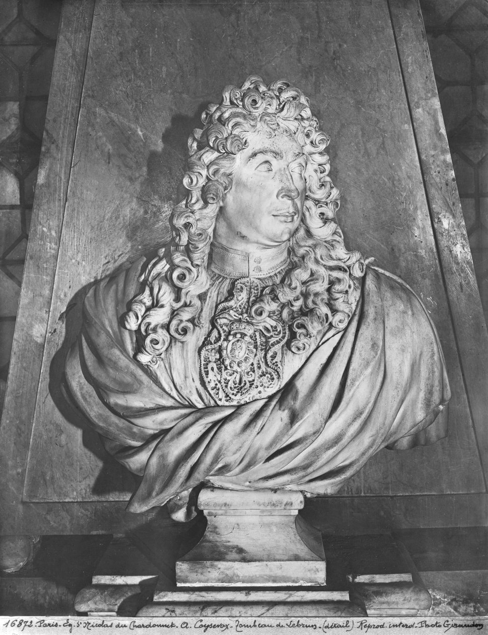 Túmulo de Charles Le Brun e sua esposa, Suzanne Butay, detalhe de Charles Le Brun, 1692 veja também 346018 mármore bw foto de Antoine Coysevox