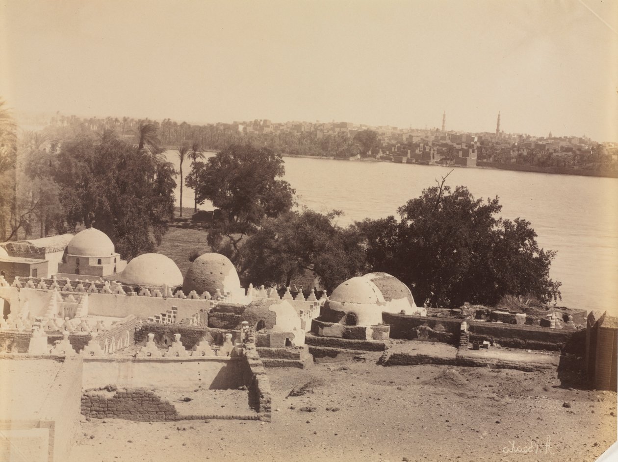 Asyut, vista da montanha, c. 1870s -1880. de Antonio Beato