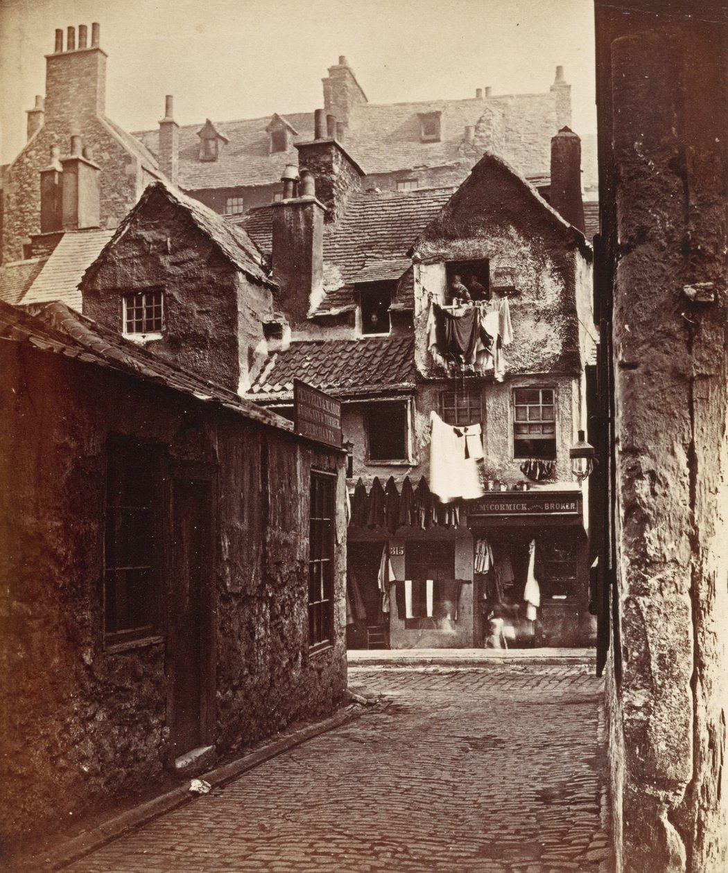 &39;Timber Fronted House, Cowgate&39;, Edimburgo de Archibald Burns