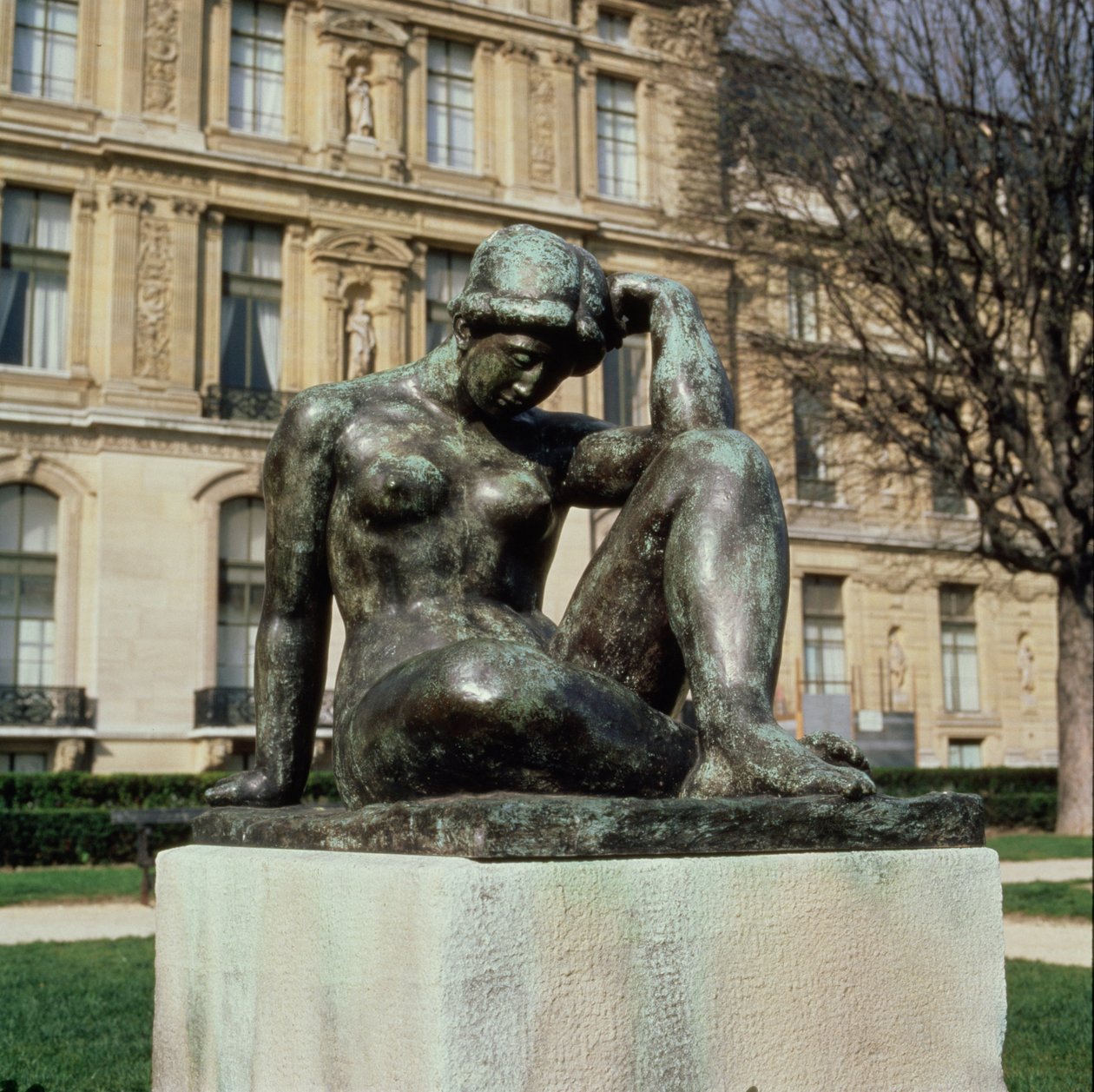 O Mediterrâneo, Place du Carrousel, Louvre, Paris, 1902-05 (bronze) (ver (160258-160261 para outras vistas) de Aristide Maillol