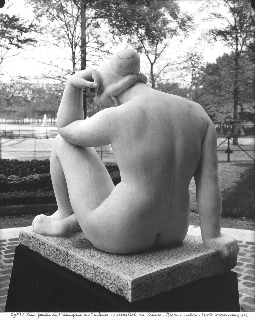 Mediterrâneo, ou Pensamento, visto de trás, 1923 (ver também 253097) (mármore) de Aristide Maillol