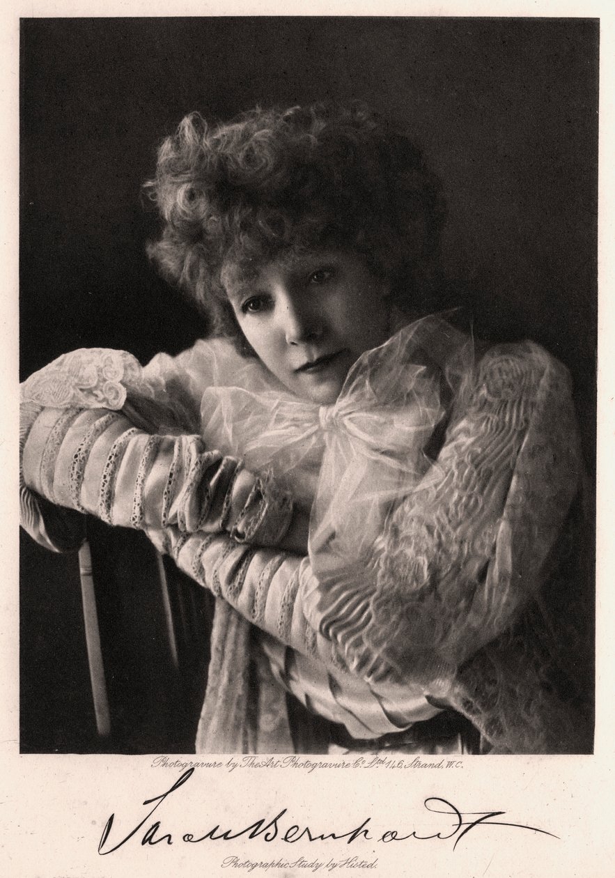 Sarah Bernhardt, atriz francesa, 1901. de Art Photogravure Co