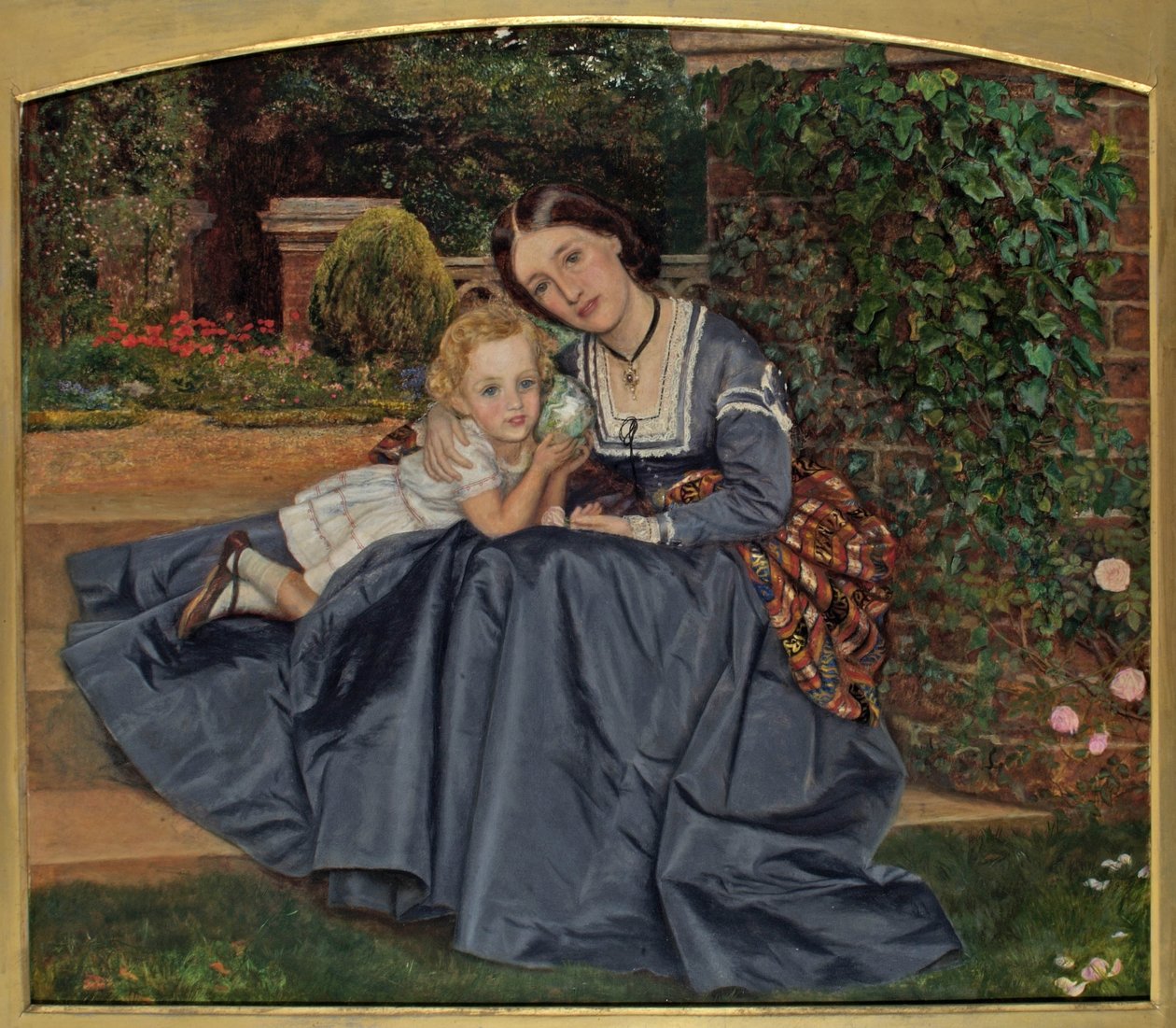 Mãe e filho sentados no jardim, 1865-70 de Arthur Hughes
