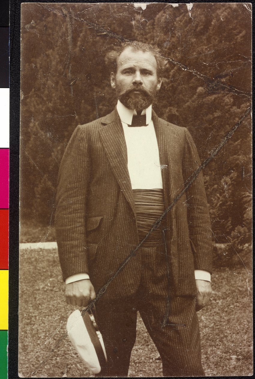 Gustav Klimt no lago Attersee de Artist Unknown