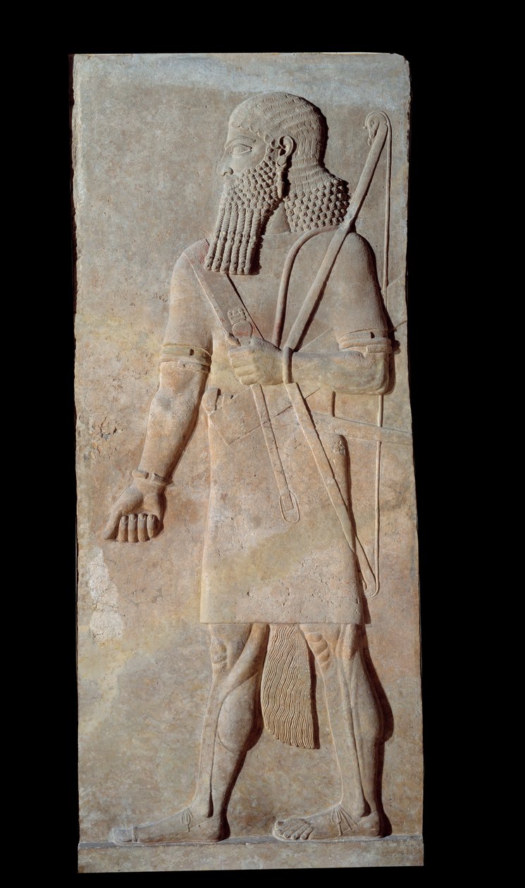 Art Mesopotâmia (Assíria): Guerreiro de armas da corte do palácio do rei da Assíria Sargão II (721 - 705 a.C.). Paris, Musee Du Louvre de Assyrian