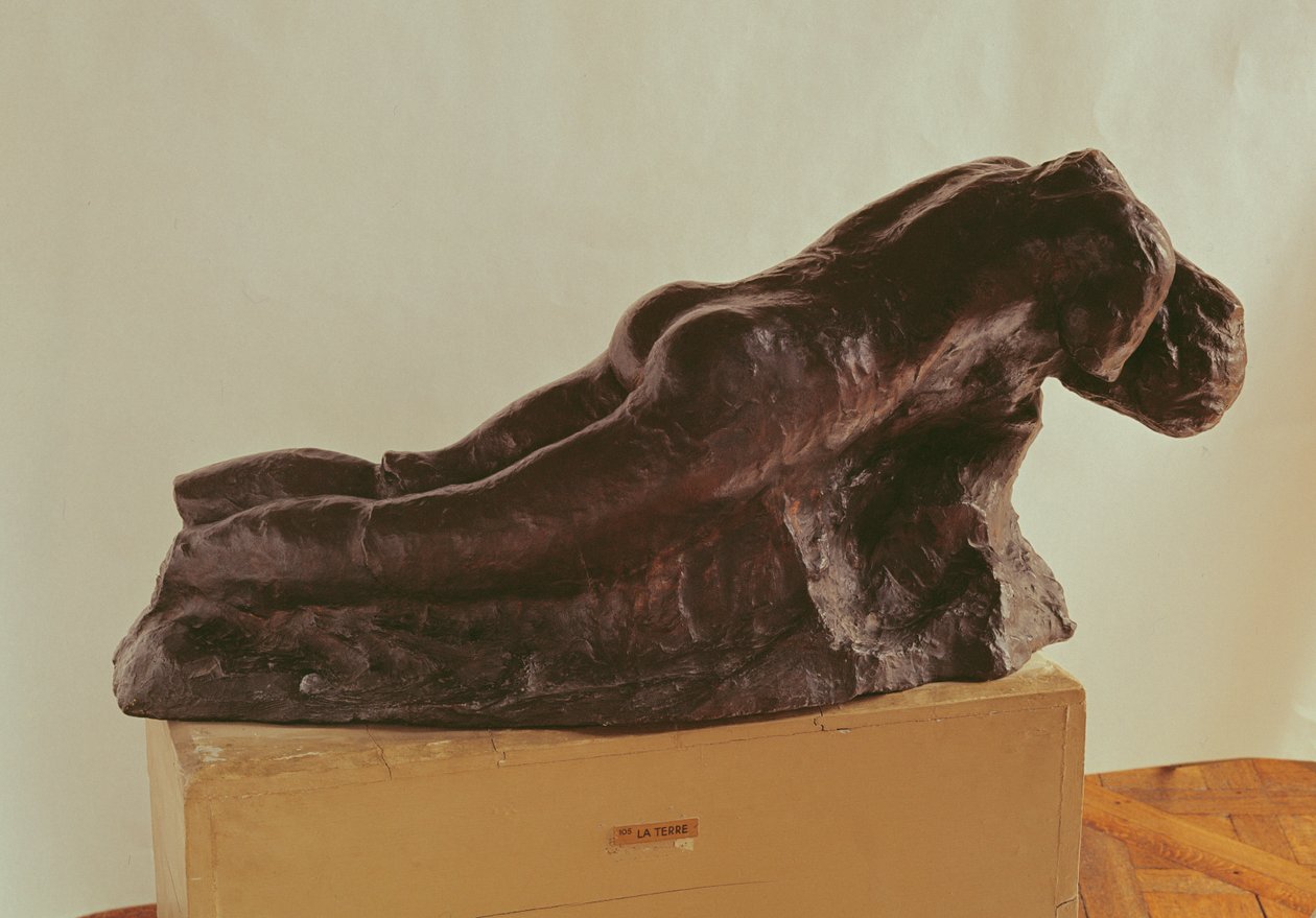 A terra (bronze) de Auguste Rodin