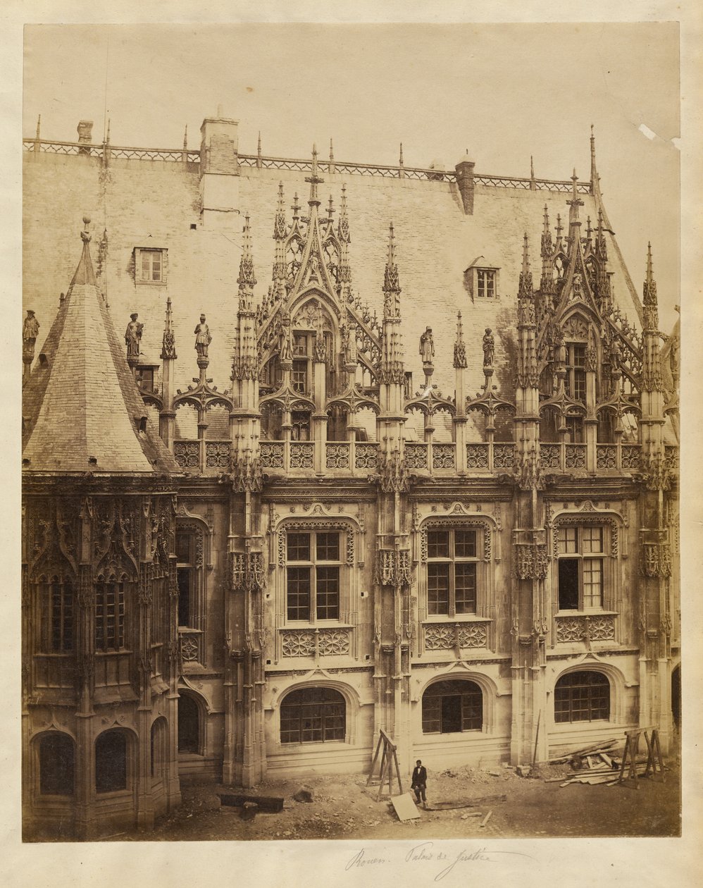 Rouen, Tribunais de Justiça de Auguste Rosalie Bisson