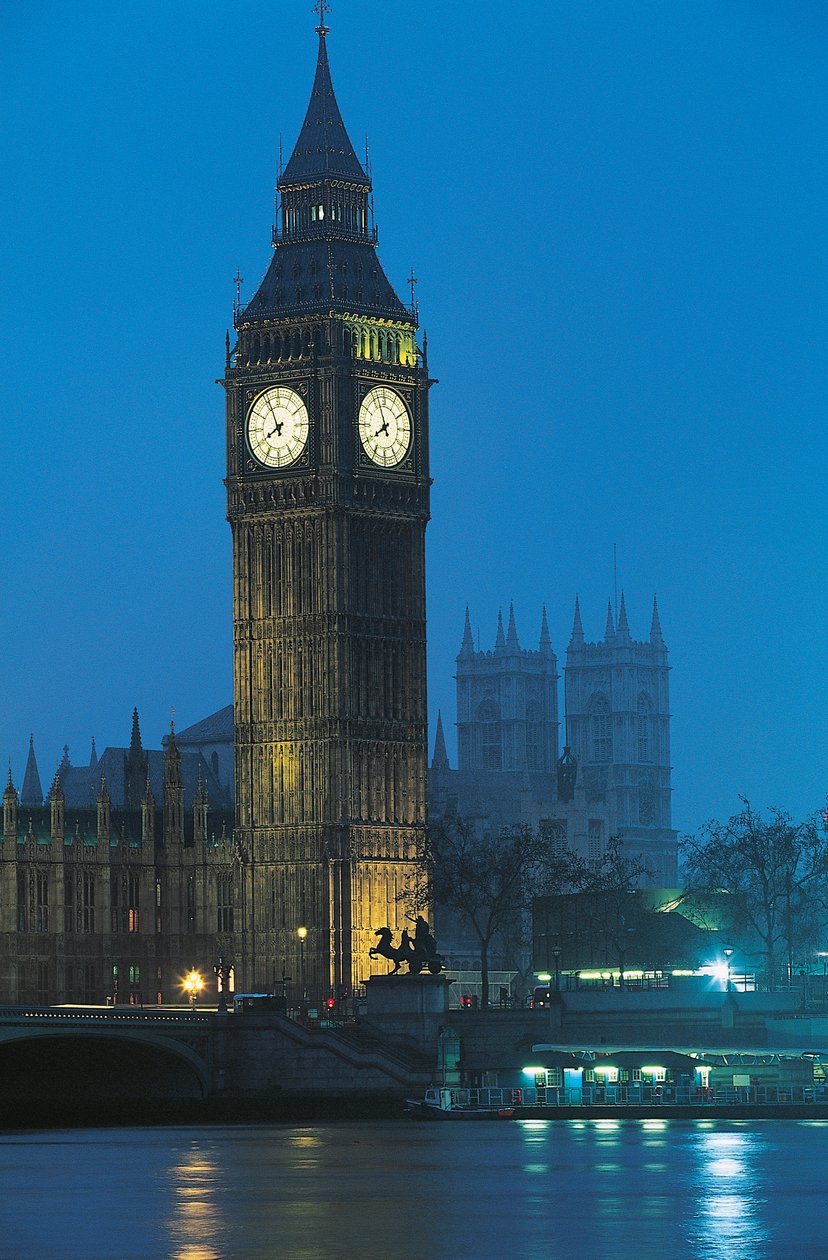 Vista noturna do Big Ben no Tamisa, Londres, Inglaterra, Reino Unido de Augustus Welby Pugin
