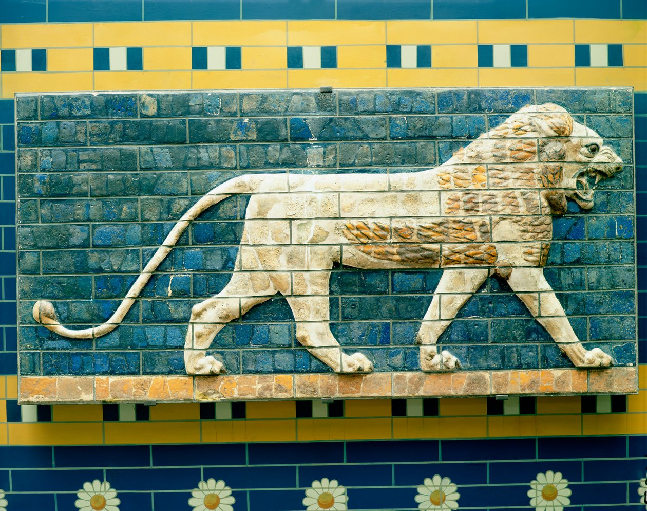 Leão representando Ishtar, da Babilônia, 625-539 aC (tijolos esmaltados) de Babylonian