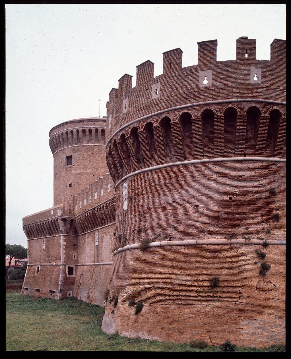 Arte medieval: vista do castelo do Papa Júlio II (Giulio) realizada pelo arquiteto Baccio Pontelli (ca. 1450-1494), Gregoriopoli de Baccio Pontelli
