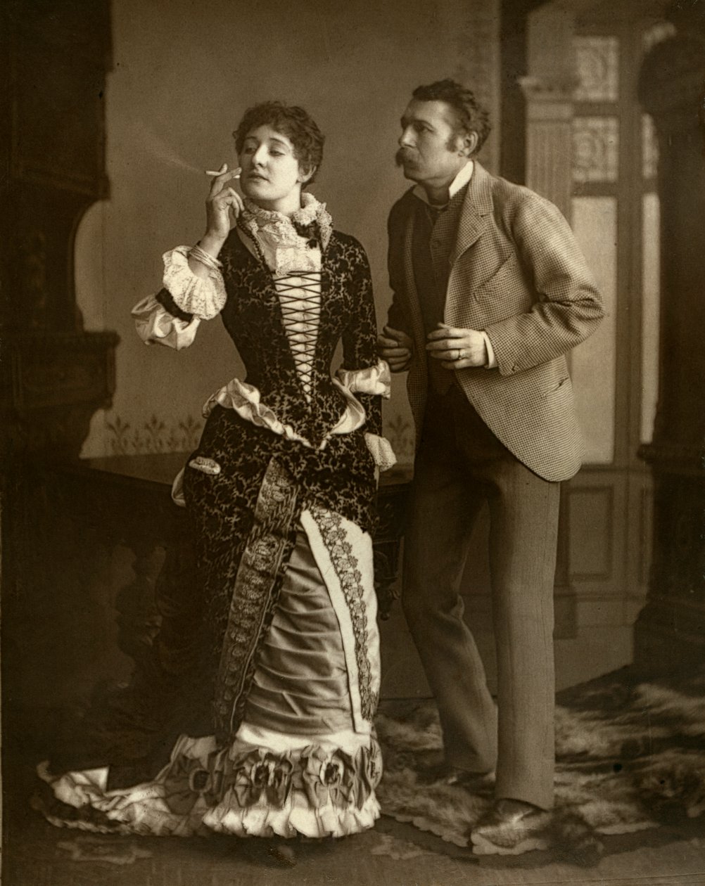 Mary Rorke e Charles Wyndham, atores britânicos, 1882 de Barnes and Bell Brown