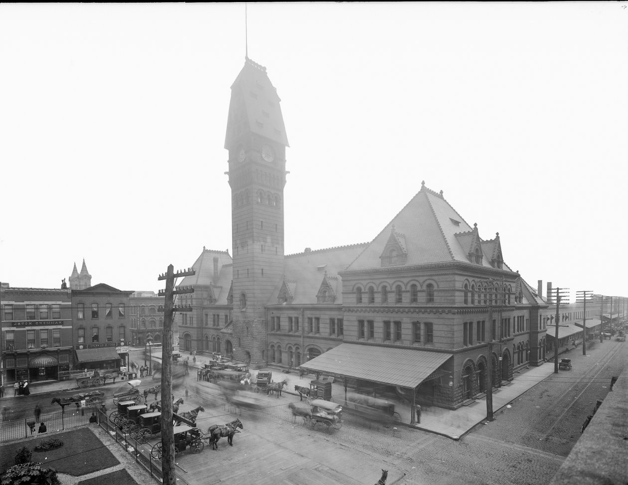 Dearborn Station, Chicago, Illinois, EUA, c.1883 (foto a p/b) de Barnes and Crosby