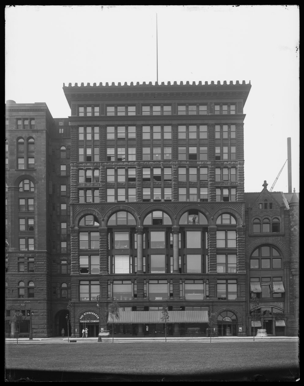 Edifício de Belas Artes, Chicago, Illinois, EUA, c.1903 (foto a p/b) de Barnes and Crosby
